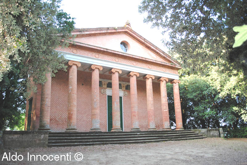 TEMPIO DI MINERVA MEDICA: TEMPIO 2’ IMMAGINE